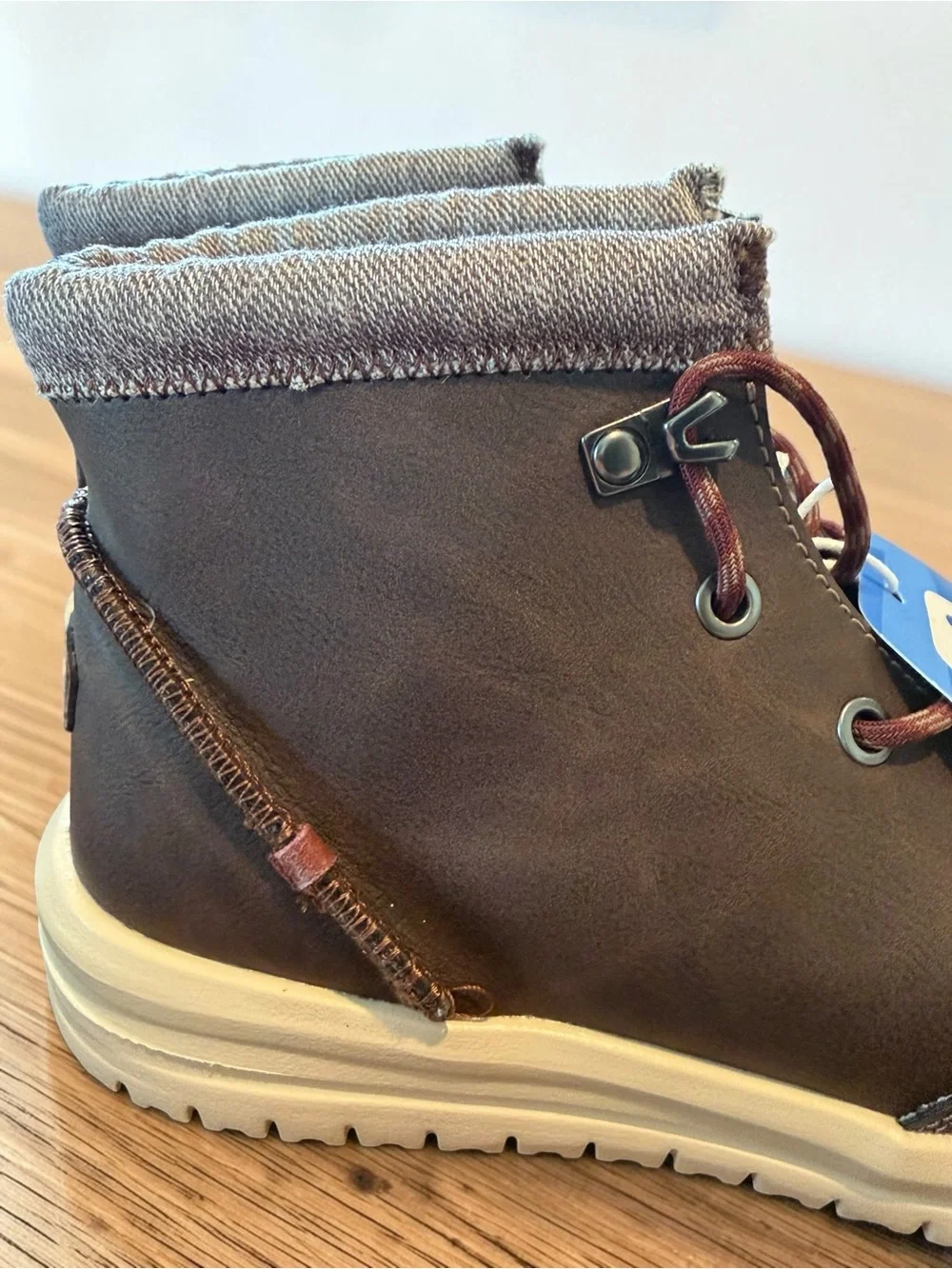 NWT Hey Dude Bradley Y Classic Cocoa Boots Youth 7 Trending
